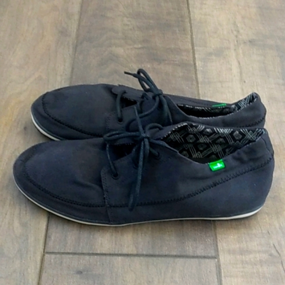 SANUK BLACK CANVAS SNEAKERS MENS 12